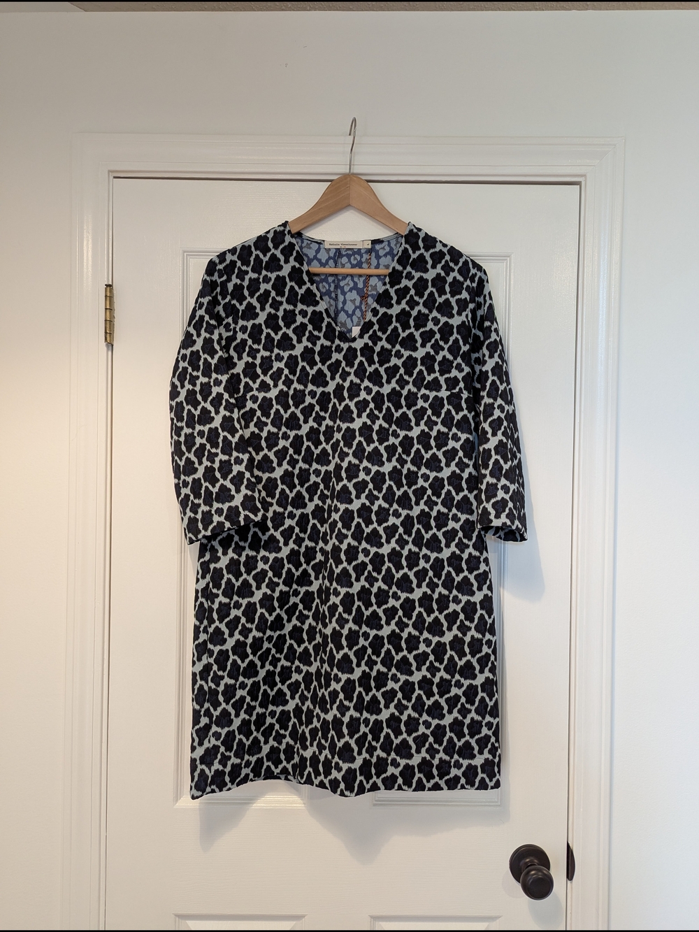 Blue Leopard Patterned V-neck Tunic Dress